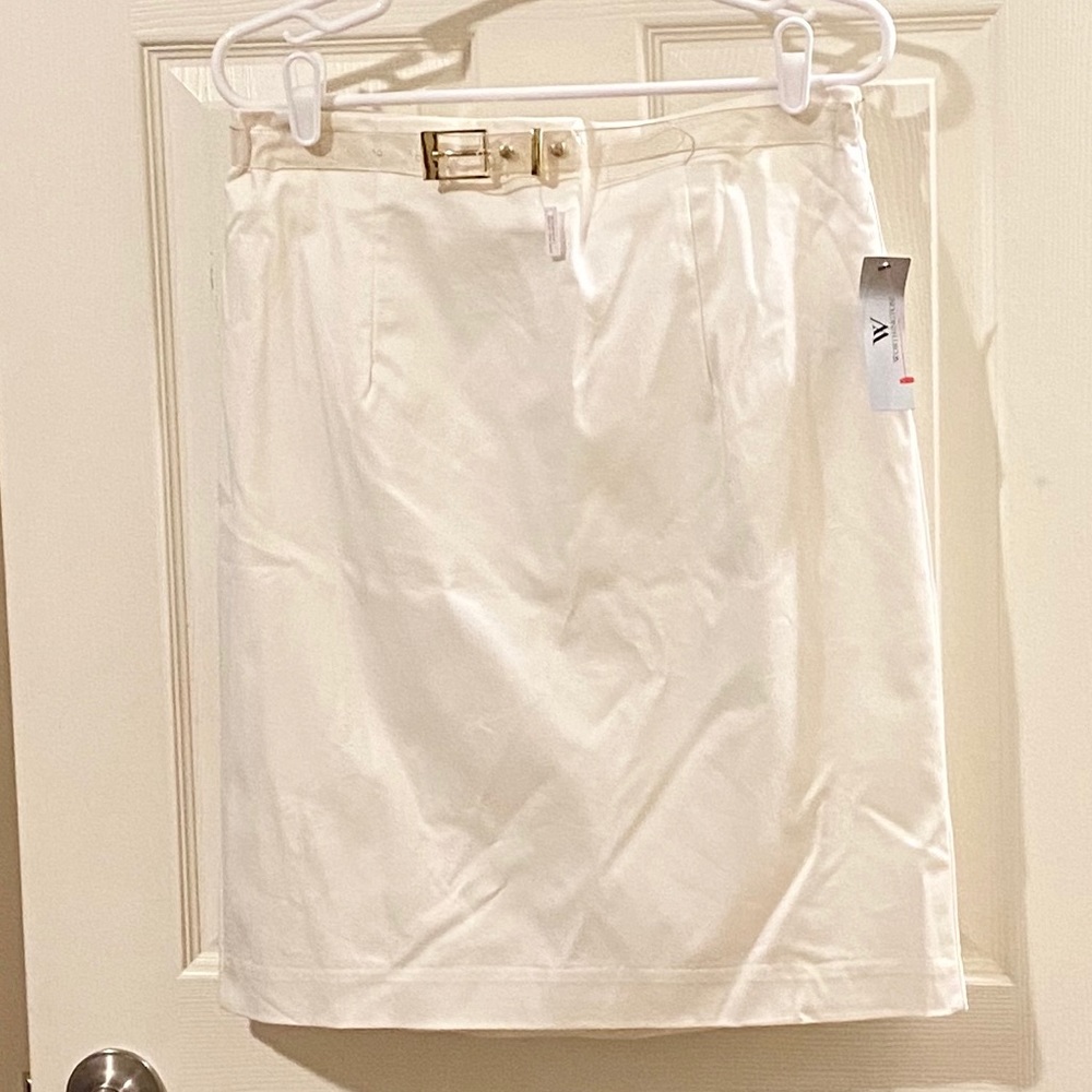 Worthington White Pencil Skirt With Clear Belt NWT
